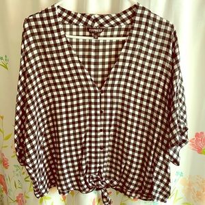 Back and white tie at waist crop top.